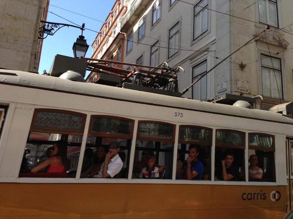 Spru Lisbon Summer Accommodation ภายนอก รูปภาพ